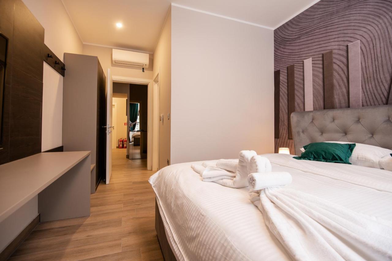 Deluxe Apartments & Rooms Revis Rijeka Luaran gambar