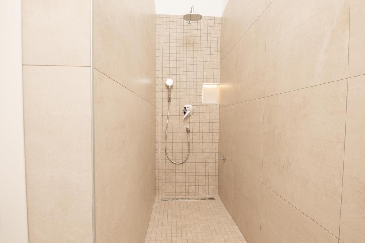 Deluxe Apartments & Rooms Revis Rijeka Luaran gambar