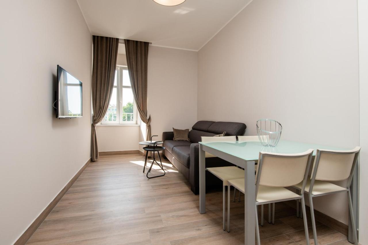 Deluxe Apartments & Rooms Revis Rijeka Luaran gambar